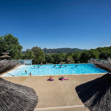 Charmant Camping Familiale 3 Etoiles Vue 360 Plage Piscine A Debordement Empl Xxl Labeaume Ngoại thất bức ảnh