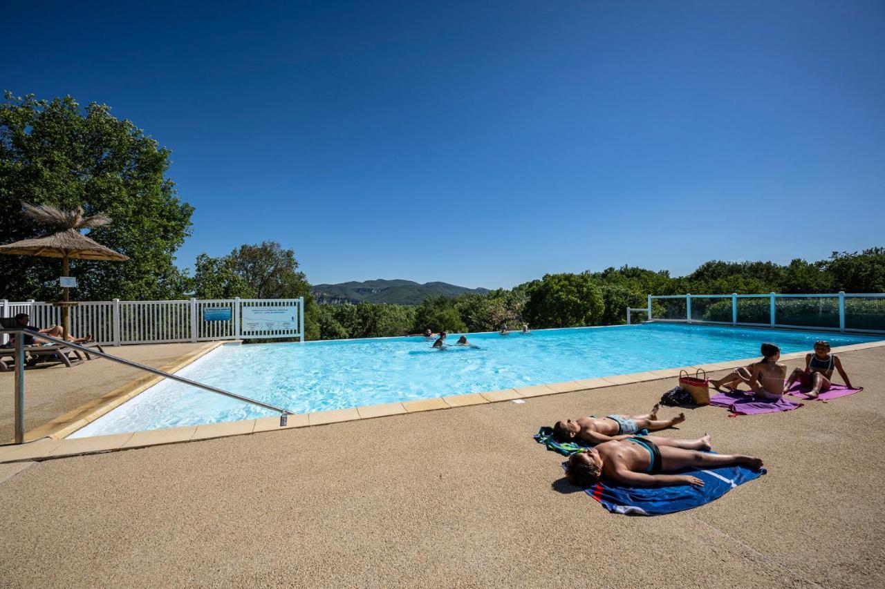 Charmant Camping Familiale 3 Etoiles Vue 360 Plage Piscine A Debordement Empl Xxl Labeaume Ngoại thất bức ảnh