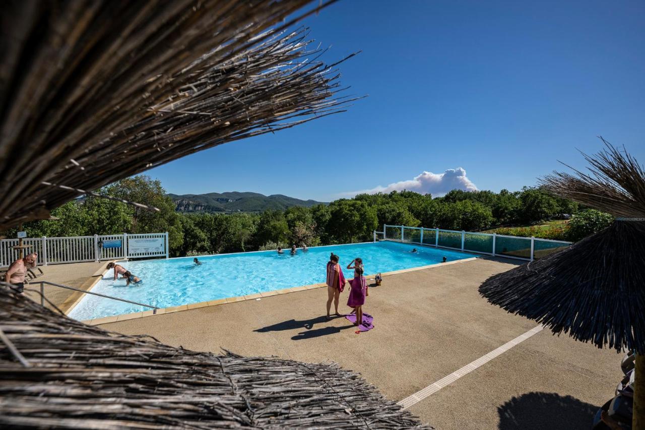 Charmant Camping Familiale 3 Etoiles Vue 360 Plage Piscine A Debordement Empl Xxl Labeaume Ngoại thất bức ảnh