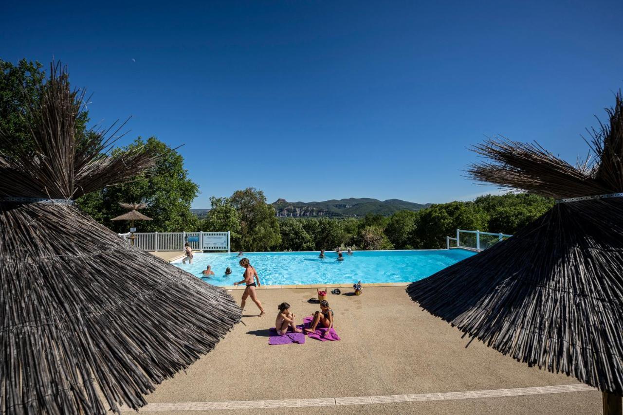 Charmant Camping Familiale 3 Etoiles Vue 360 Plage Piscine A Debordement Empl Xxl Labeaume Ngoại thất bức ảnh